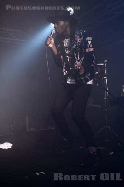 THEOPHILUS LONDON - 2010-11-05 - PARIS - La Boule Noire - 